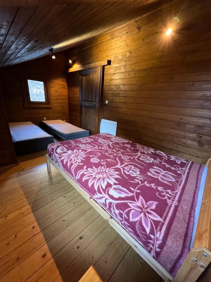Chalet 6A Dans Les Pyrenees Proche D'Andorre LʼHospitalet-près-lʼAndorre Exterior foto
